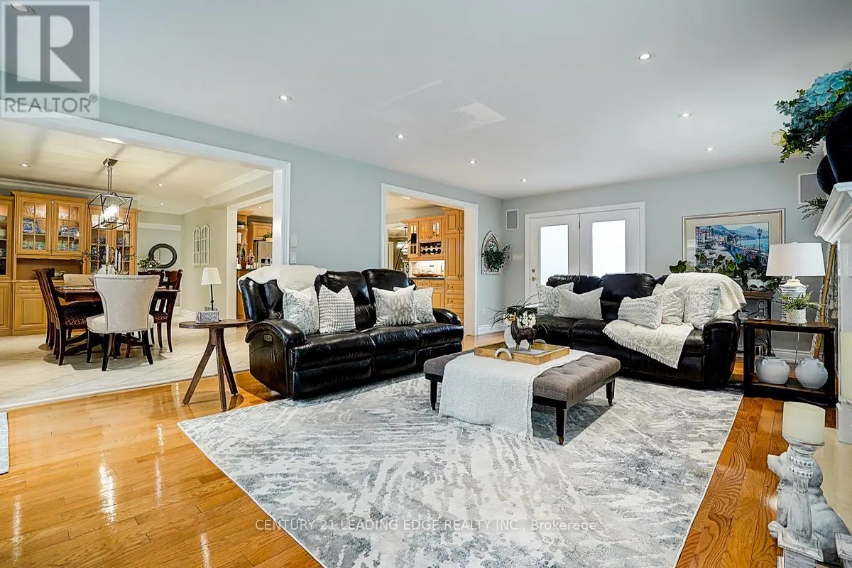 7 BROGAN COURT