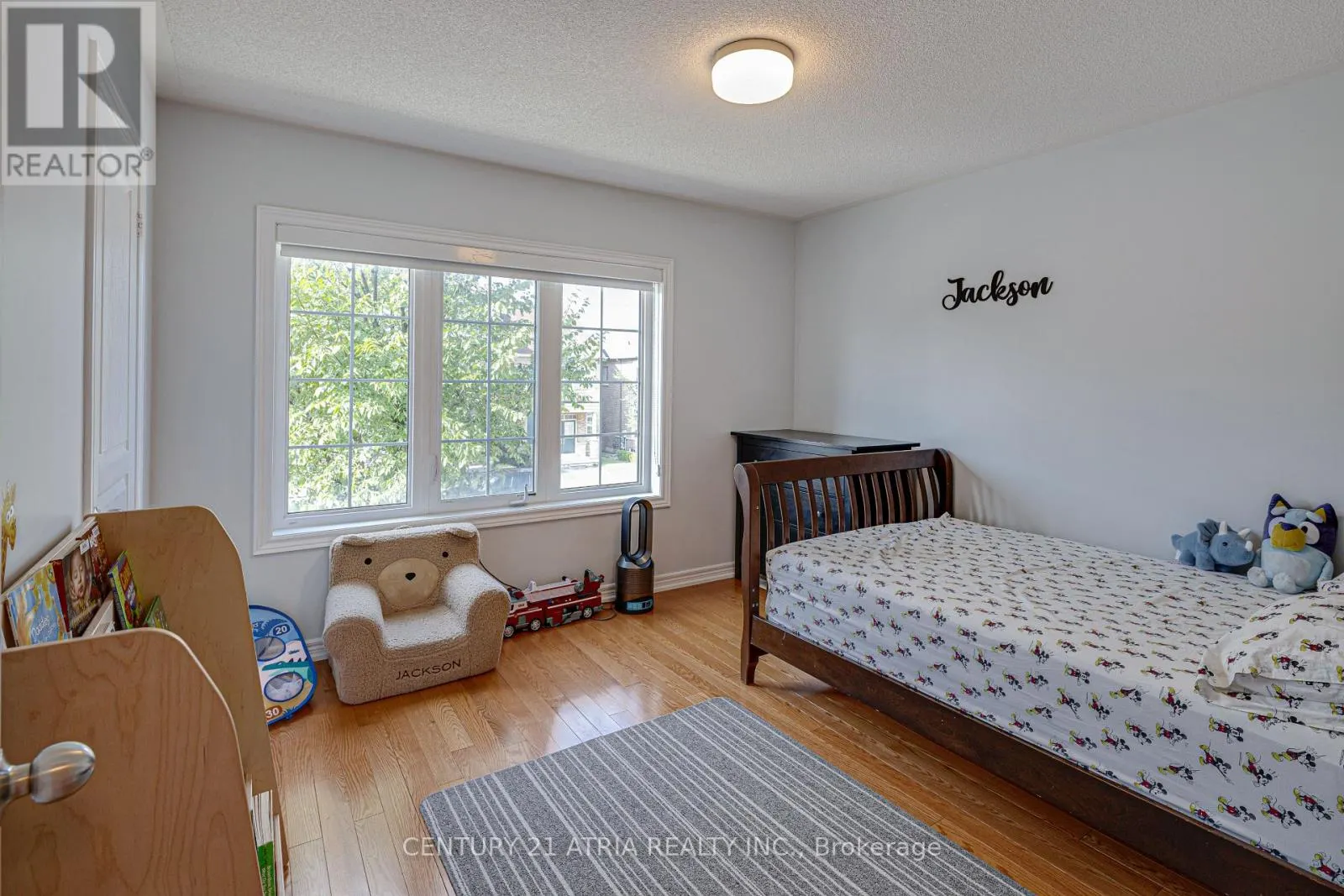 137 BARONS STREET