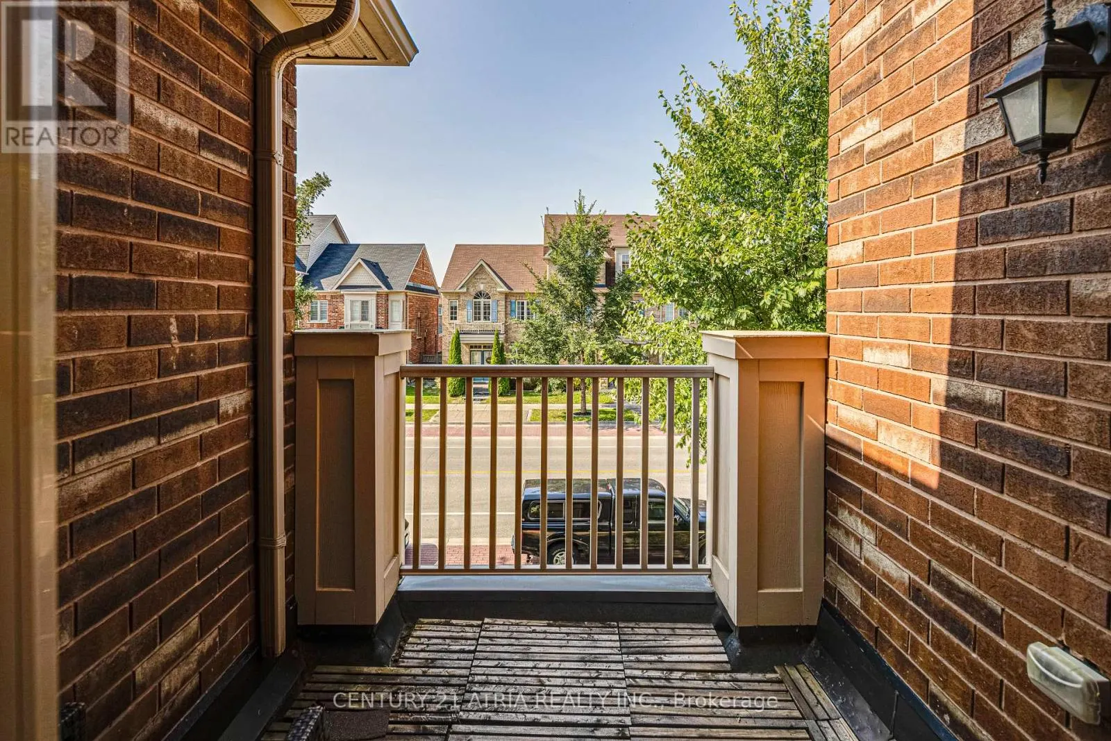 137 BARONS STREET
