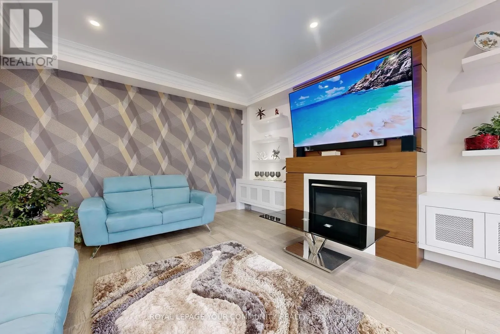 1 PRINCESS ISABELLA COURT