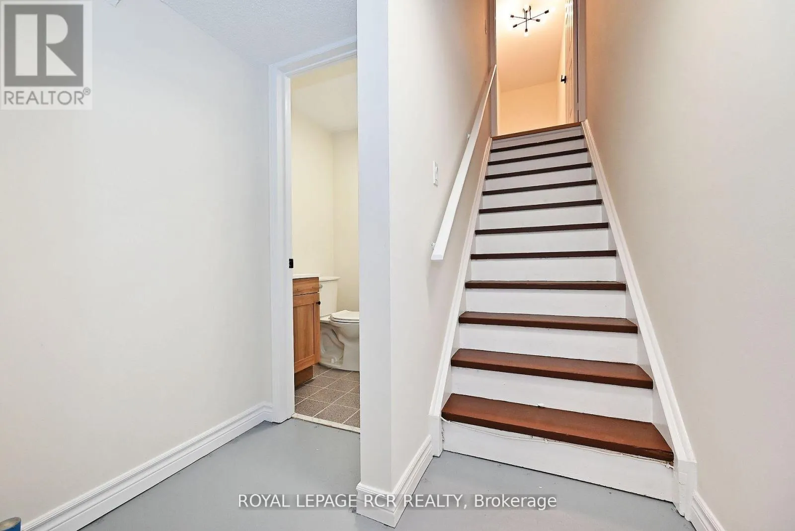 28 WYATT LANE