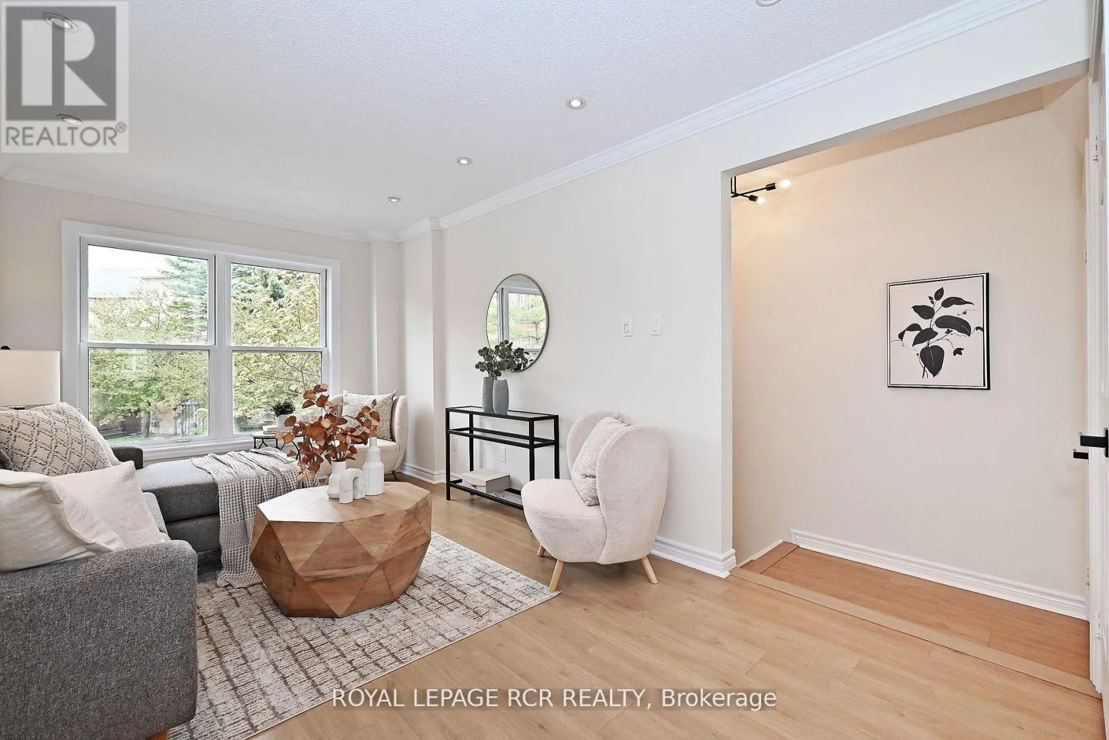 28 WYATT LANE