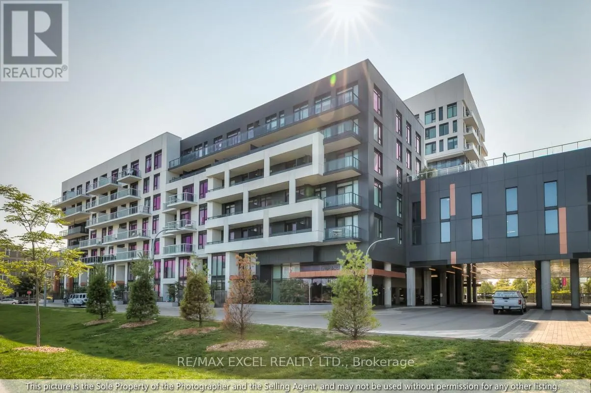 903 - 8 ROUGE VALLEY DRIVE W