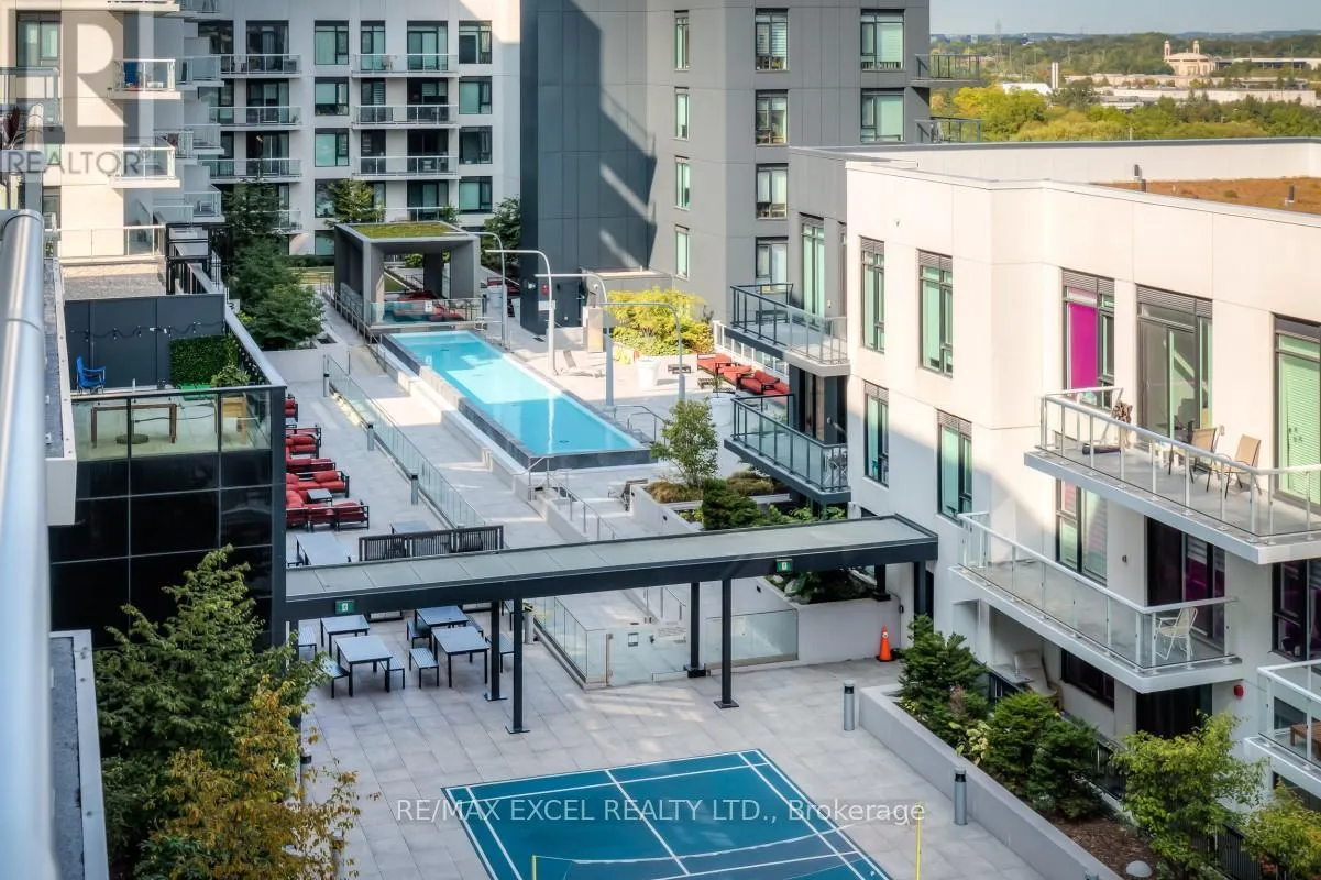 903 - 8 ROUGE VALLEY DRIVE W
