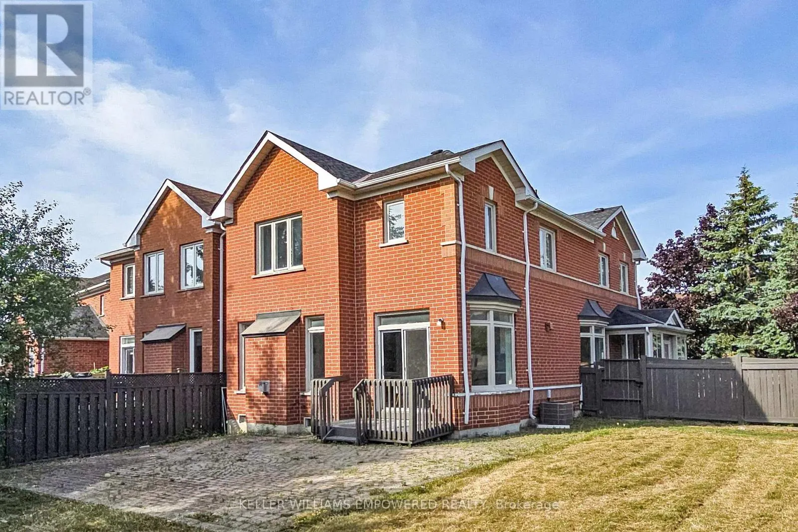 71 MANSFIELD LANE