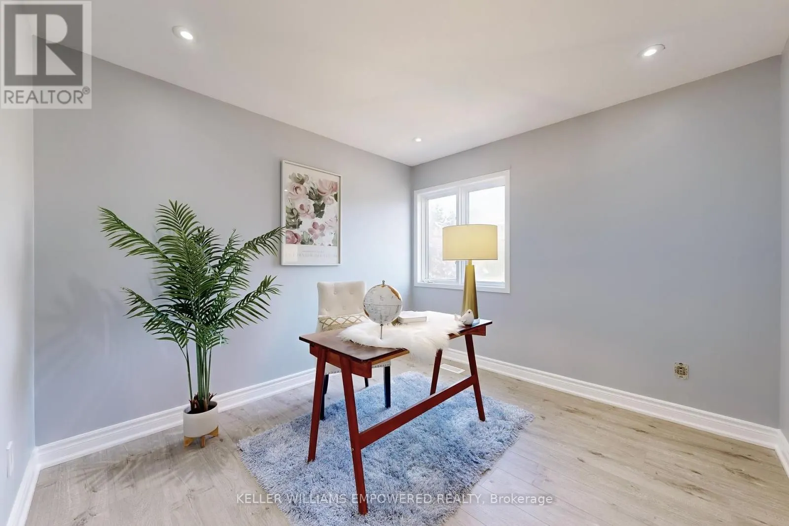 71 MANSFIELD LANE