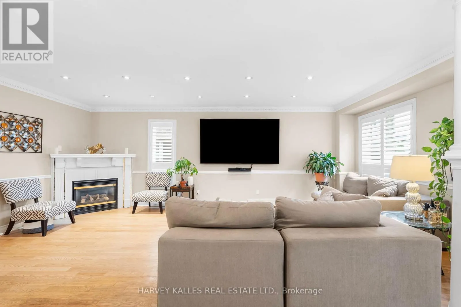 62 KALMAR CRESCENT