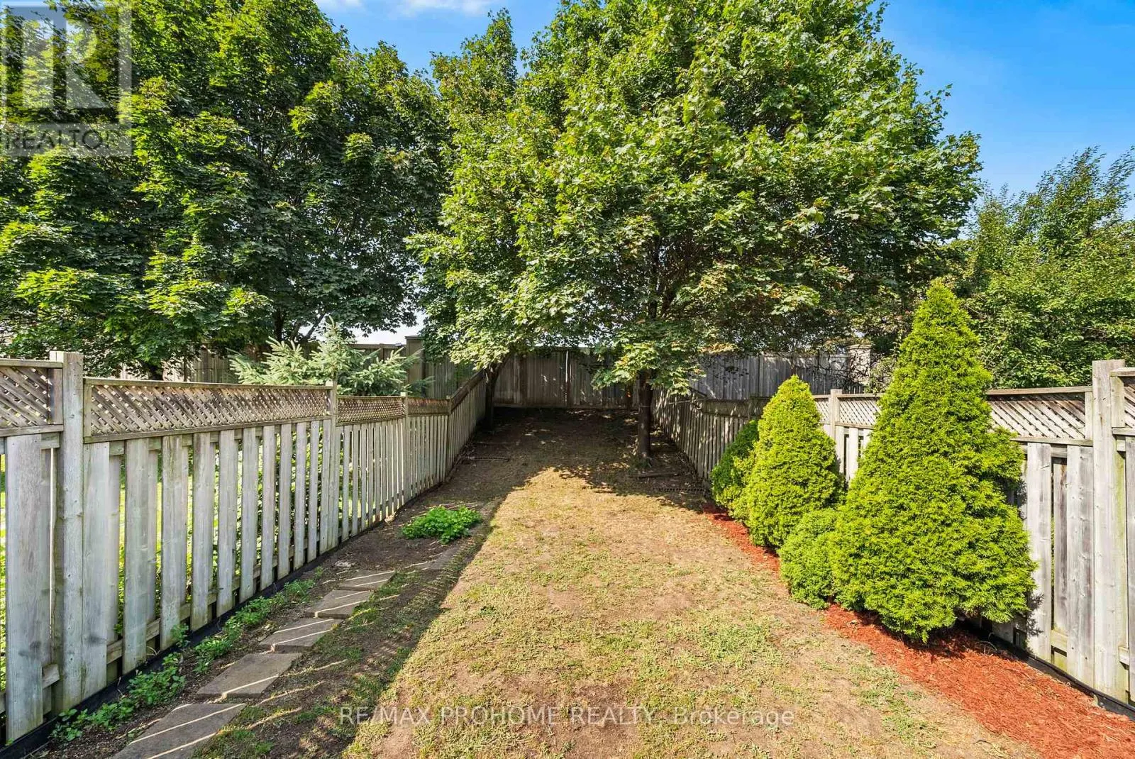 144 DEEPSPRING CRESCENT