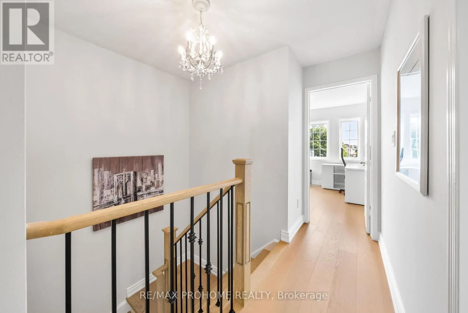 144 DEEPSPRING CRESCENT