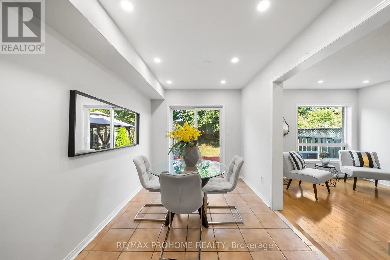 144 DEEPSPRING CRESCENT