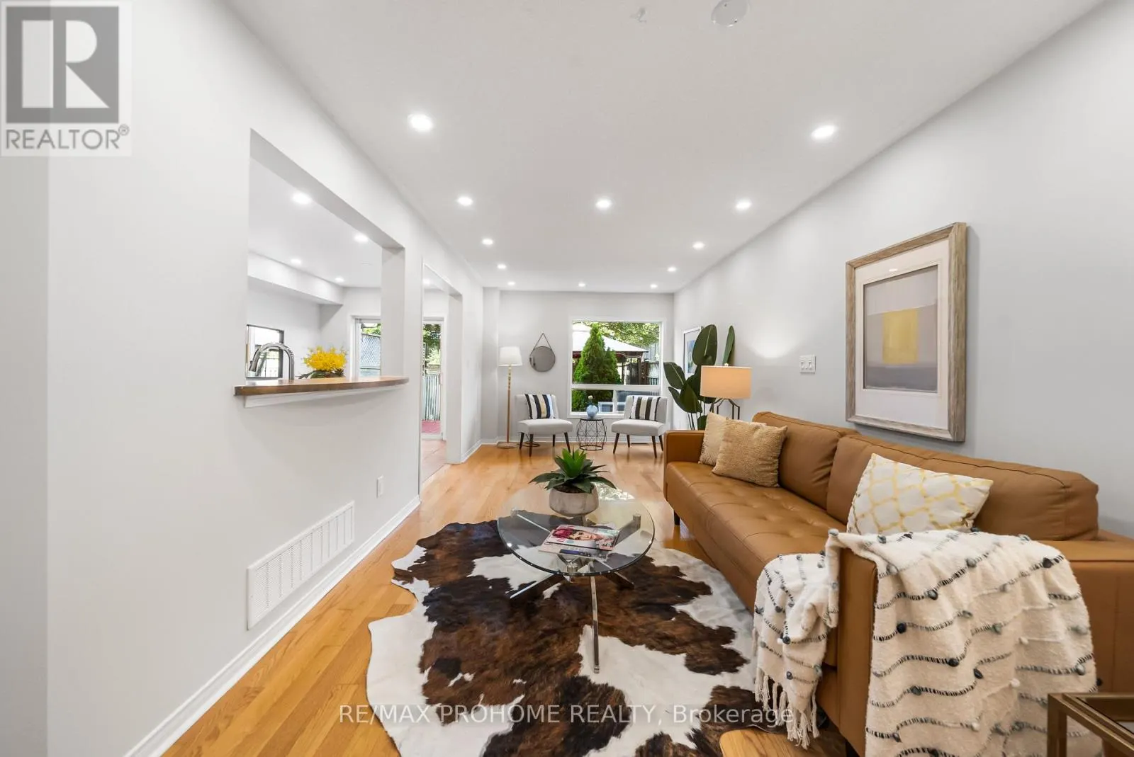 144 DEEPSPRING CRESCENT
