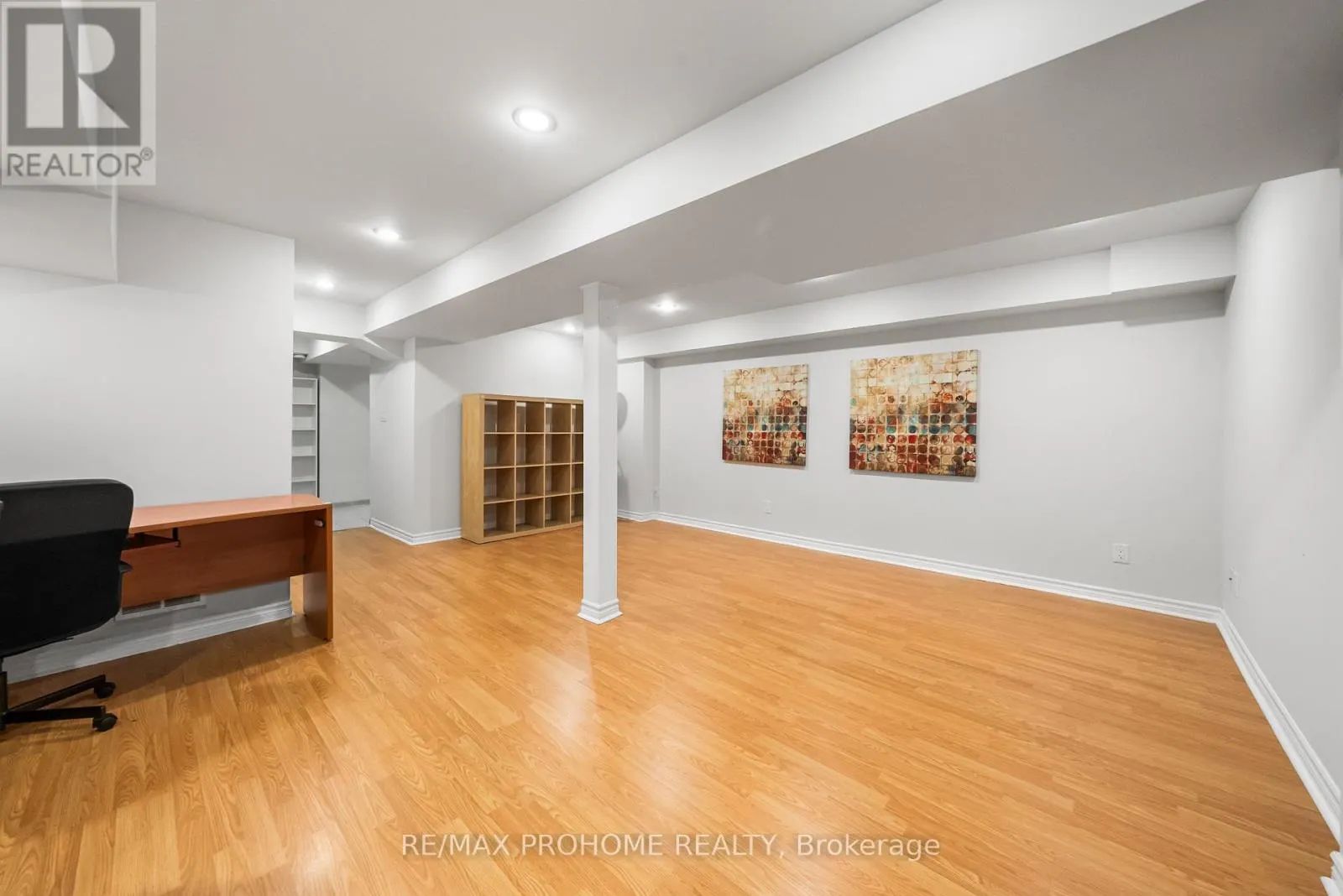 144 DEEPSPRING CRESCENT