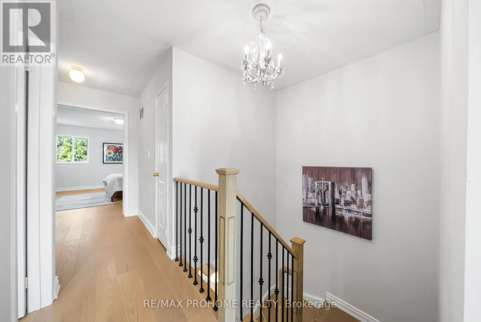 144 DEEPSPRING CRESCENT