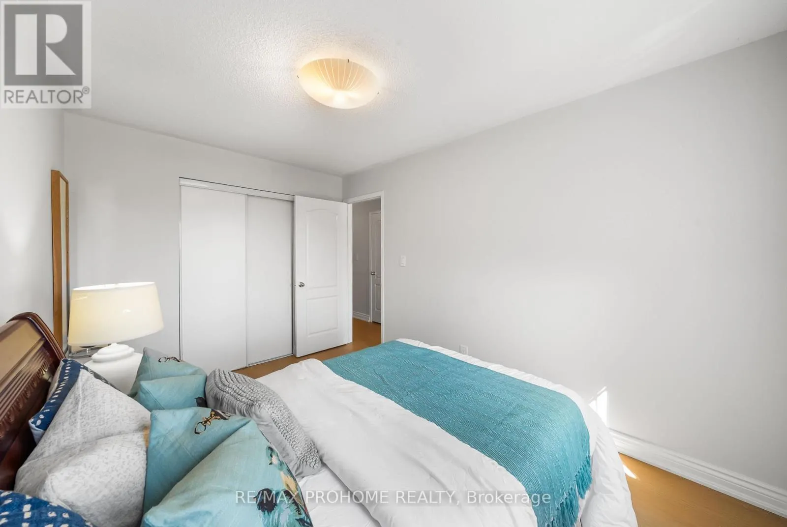 144 DEEPSPRING CRESCENT