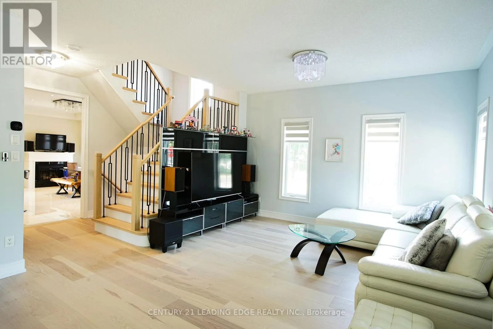648 SOUTH UNIONVILLE AVENUE