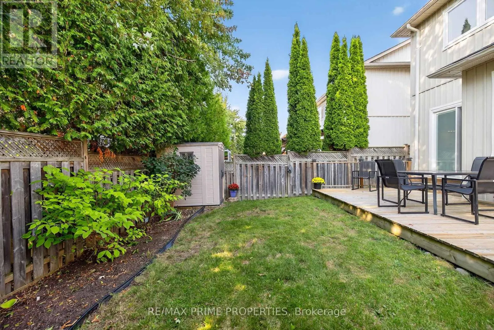 85 MARGARET GRAHAM CRESCENT
