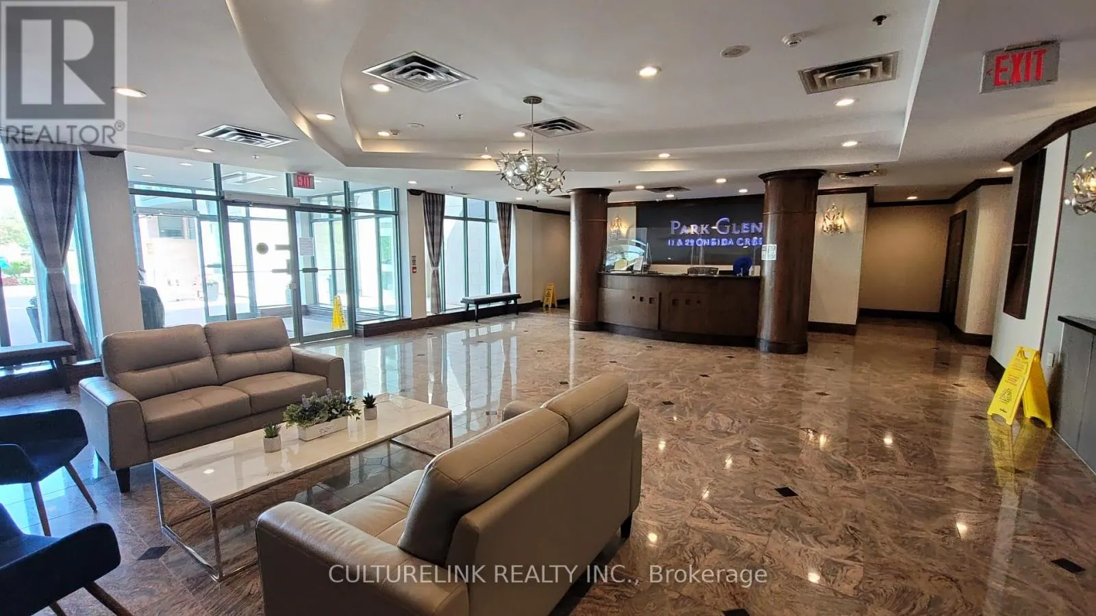 1209 - 23 ONEIDA CRESCENT