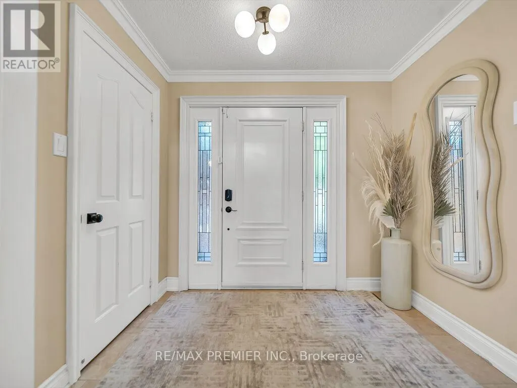606 BROOKER RIDGE
