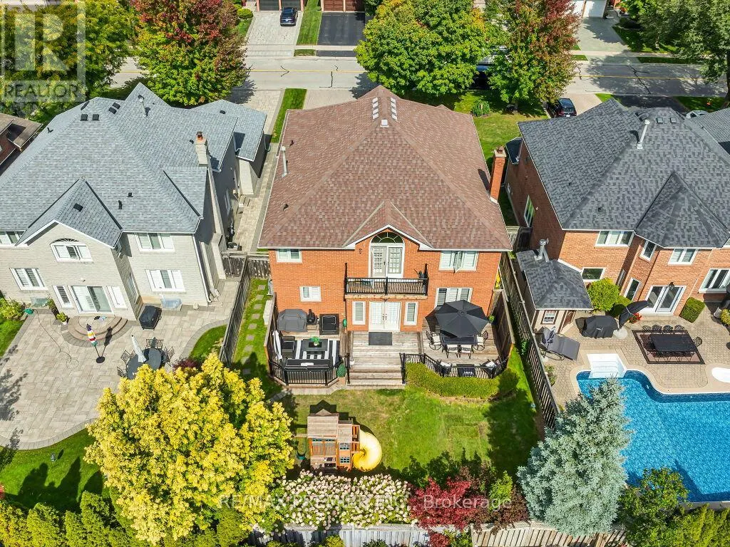 606 BROOKER RIDGE