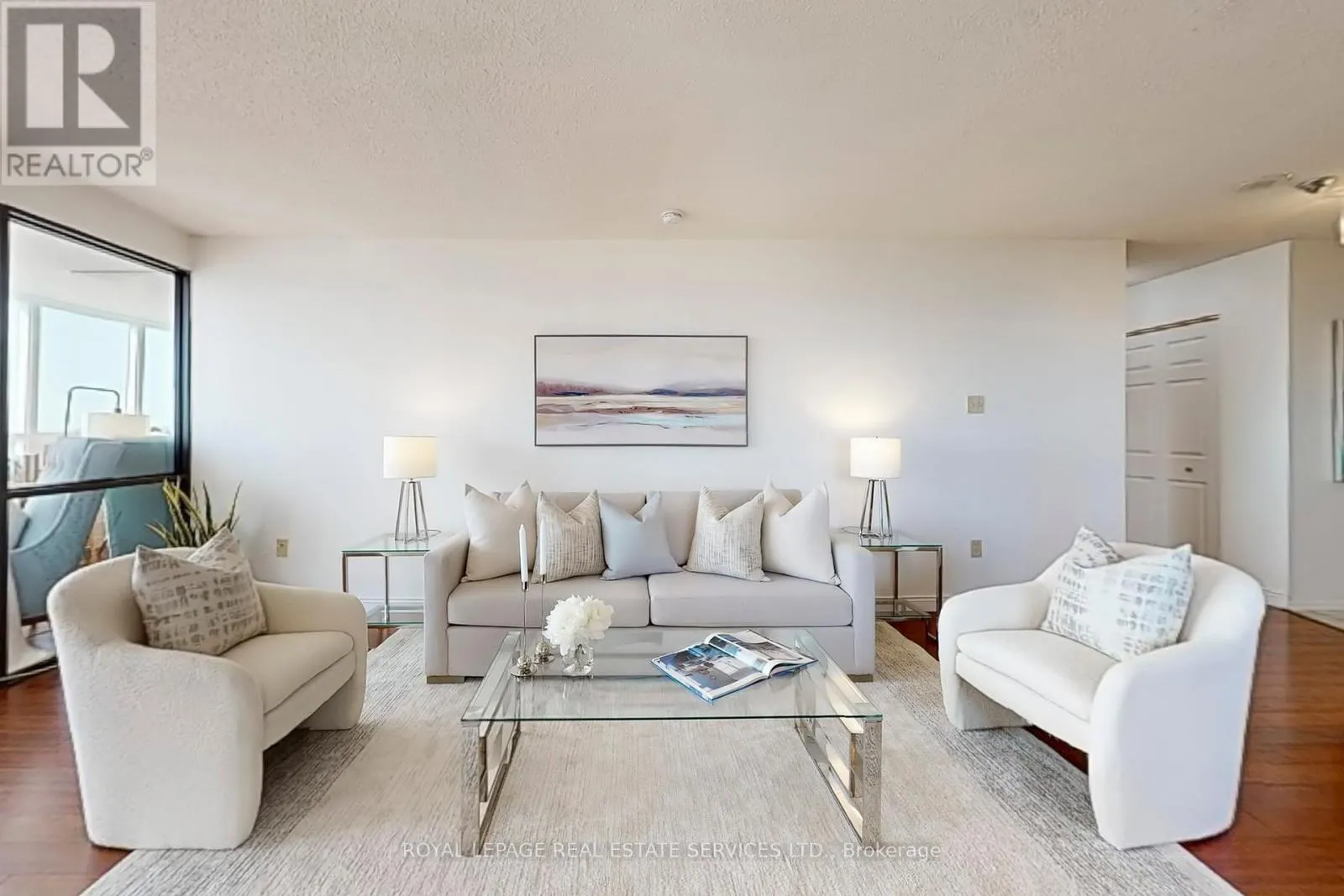 1201 - 7601 BATHURST STREET