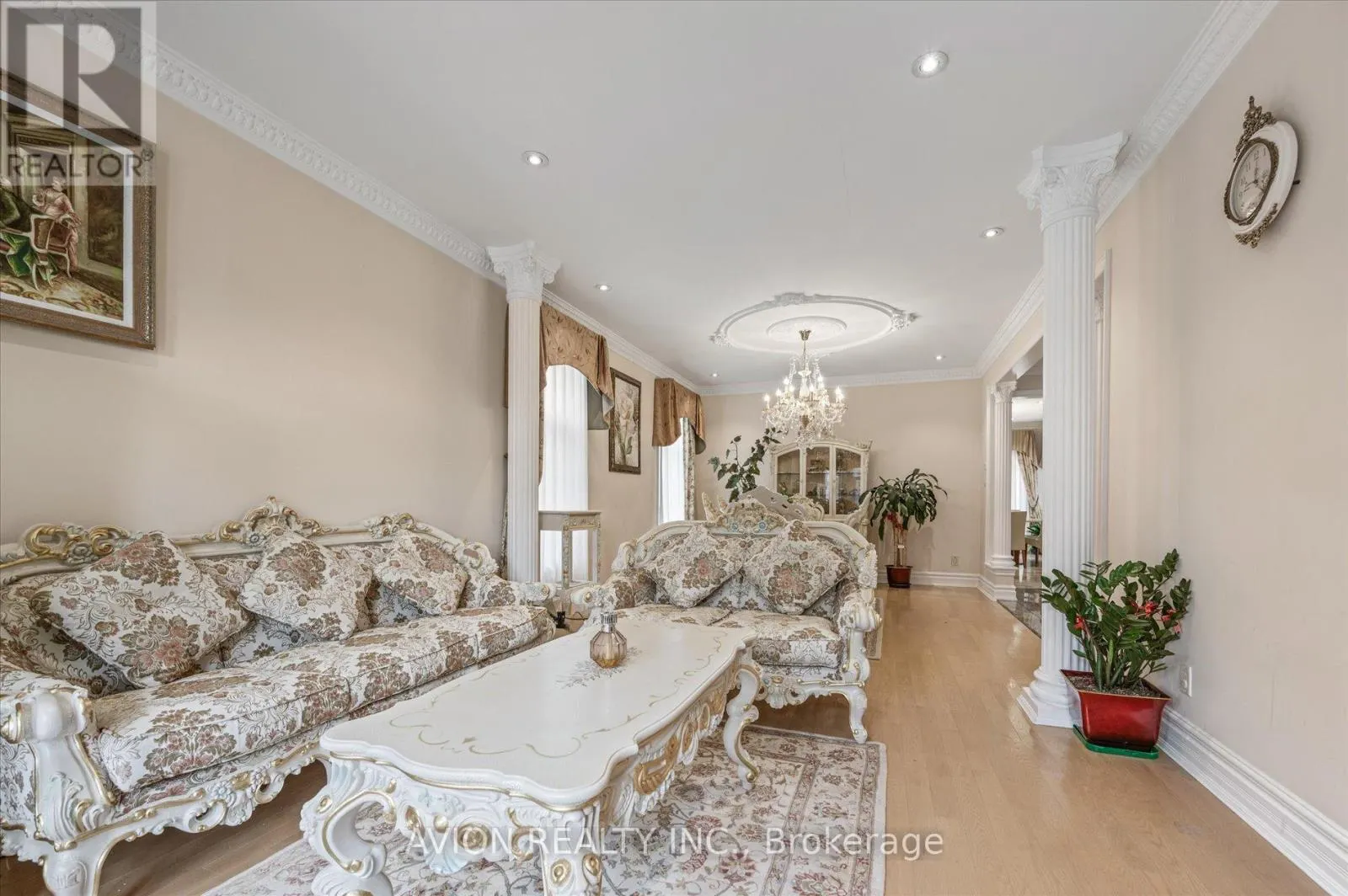 55 FRYBROOK CRESCENT