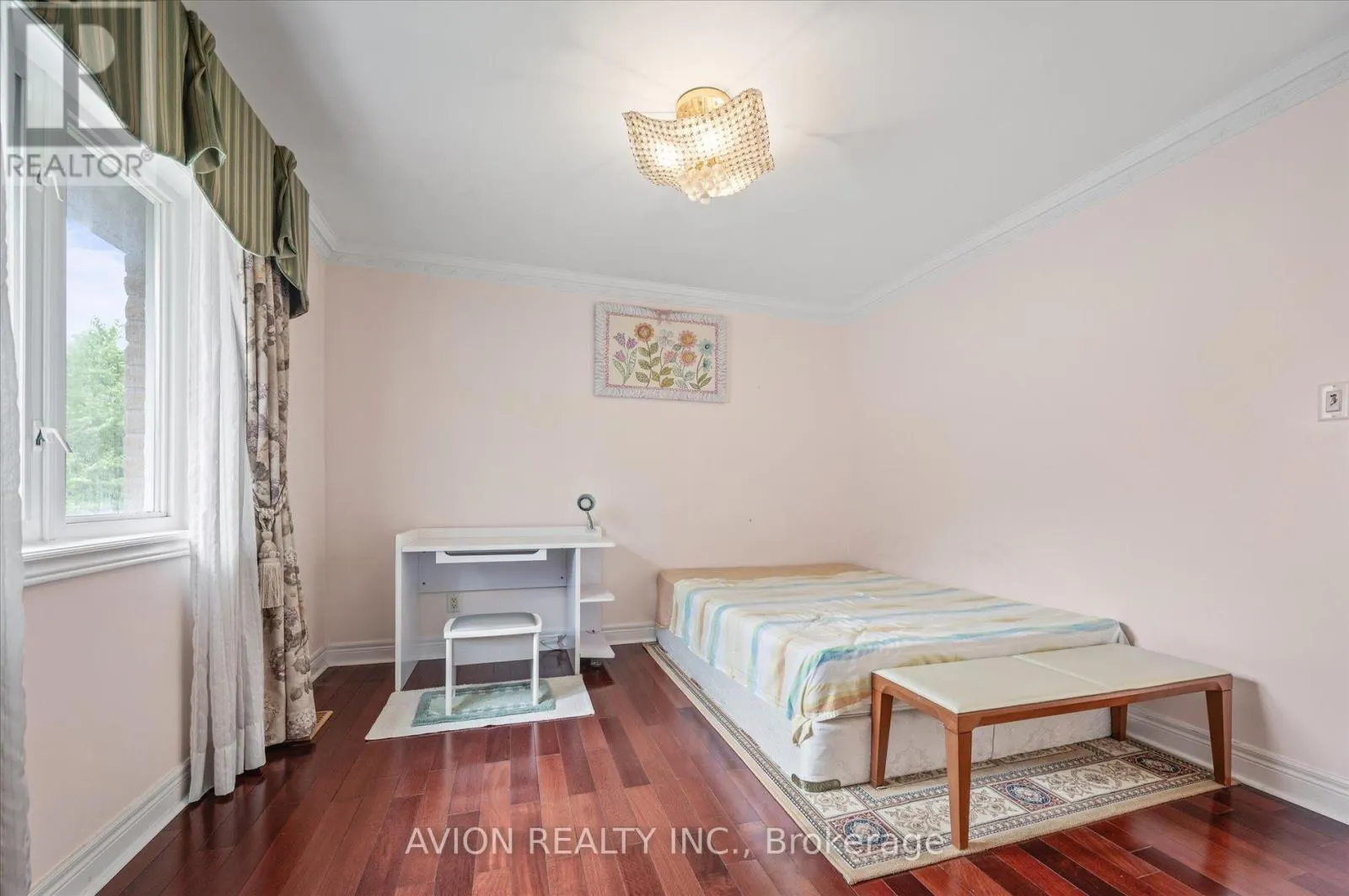 55 FRYBROOK CRESCENT