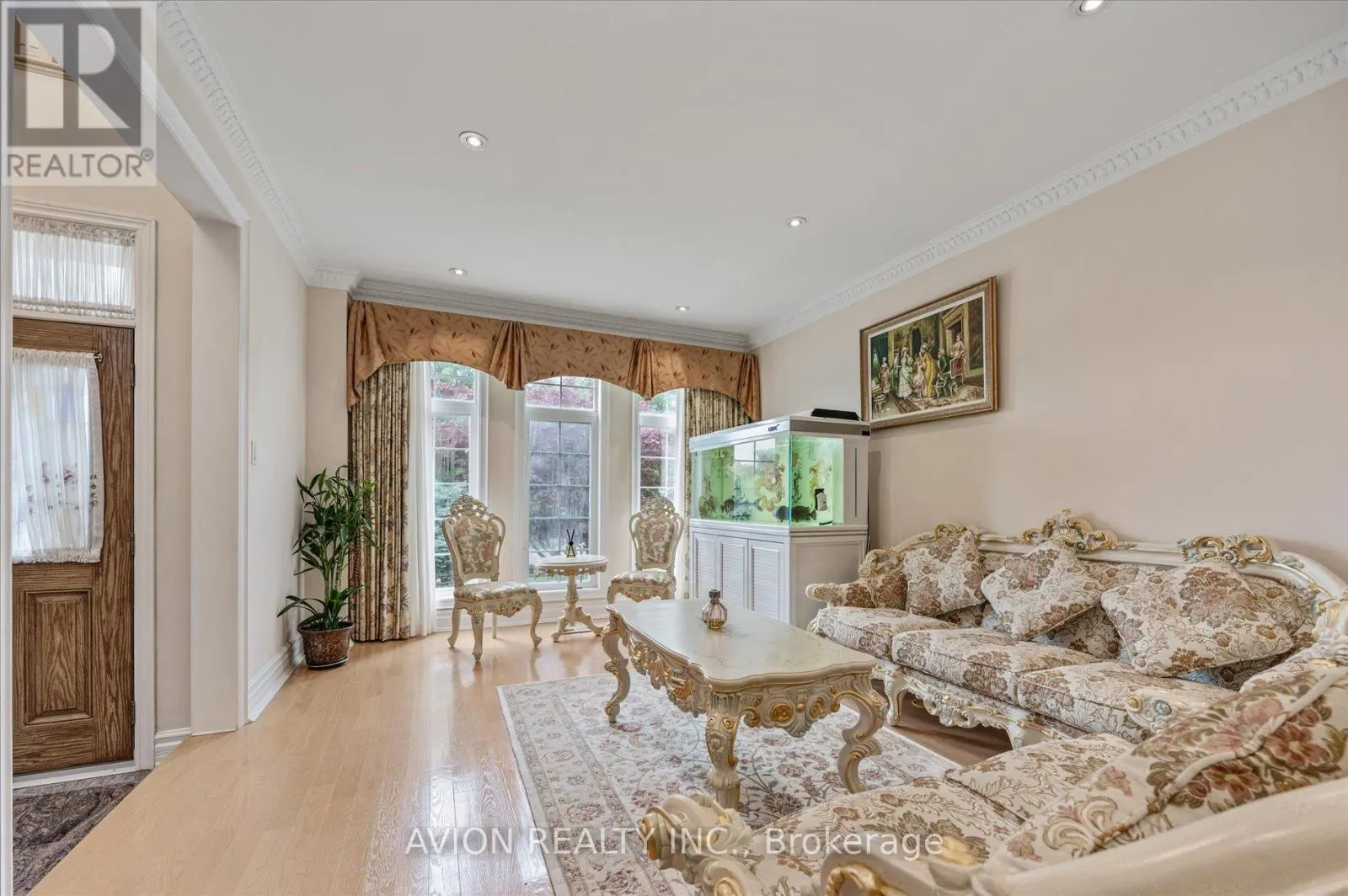 55 FRYBROOK CRESCENT