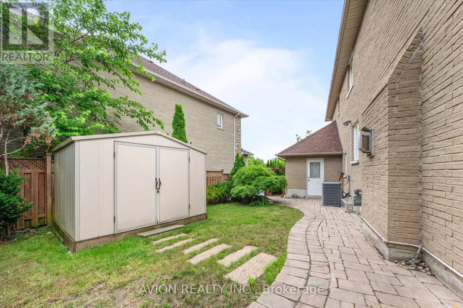 55 FRYBROOK CRESCENT