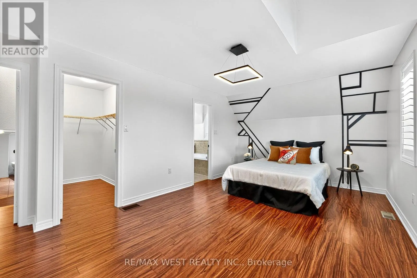 26 HIGHLAND TERRACE