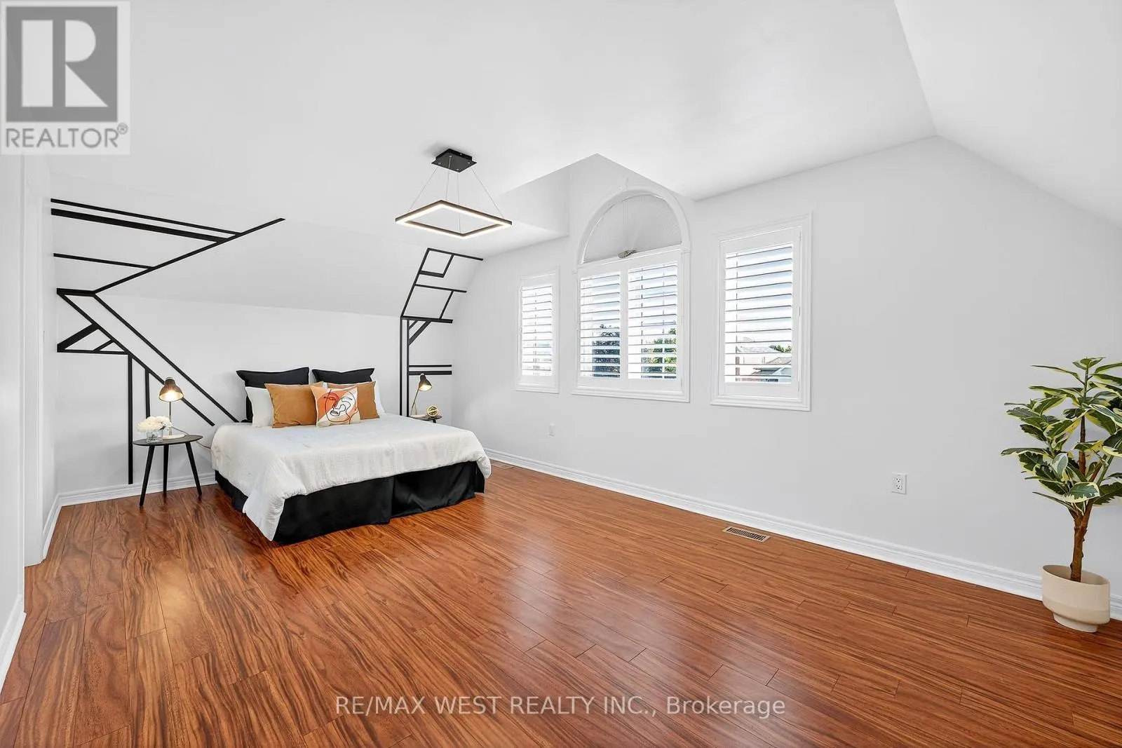 26 HIGHLAND TERRACE