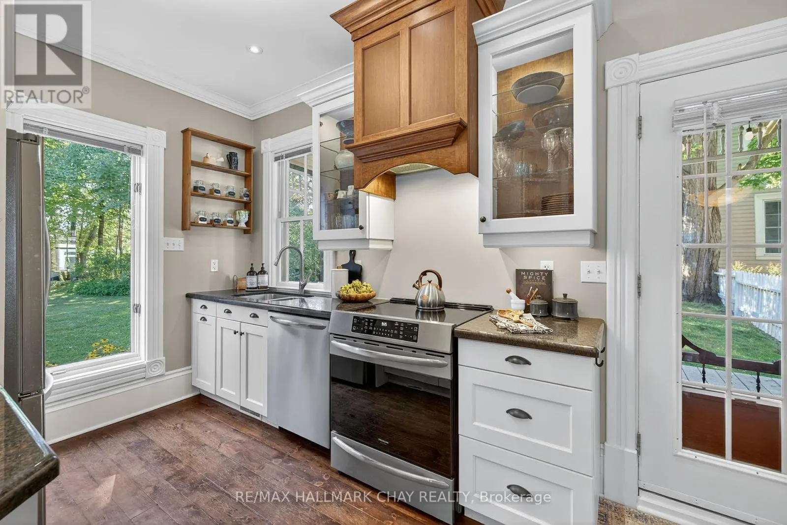 221 PROSPECT STREET