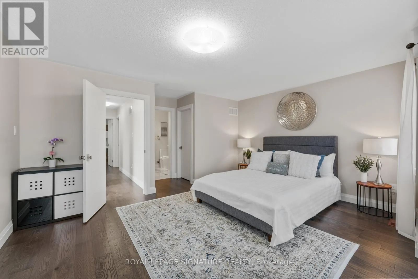 12 BARLI CRESCENT