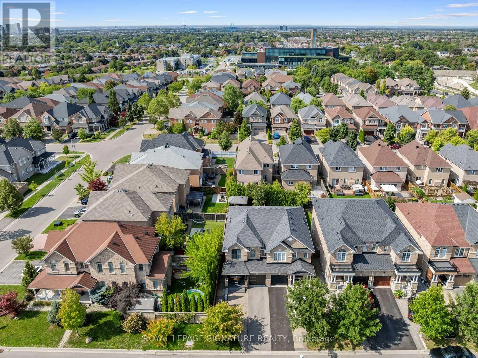 12 BARLI CRESCENT