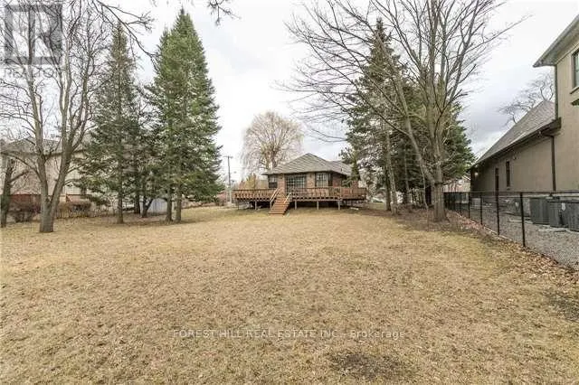 90 ARNOLD AVENUE