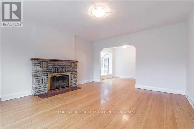 90 ARNOLD AVENUE
