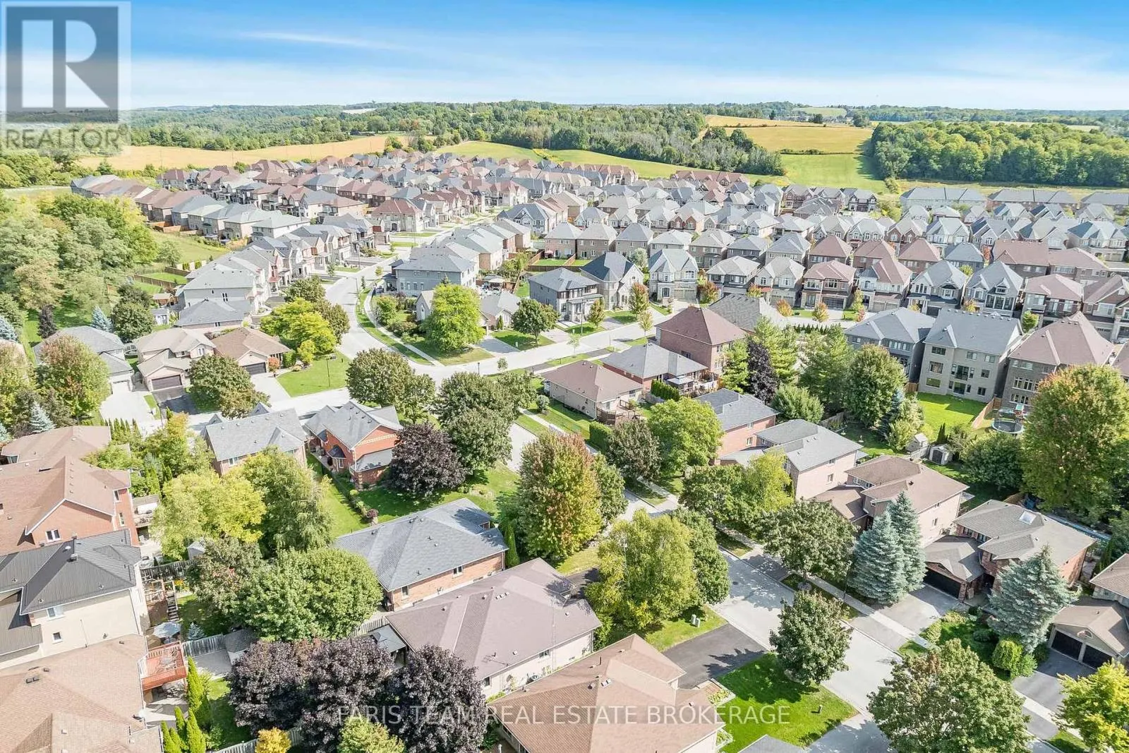 2 FOREST EDGE CRESCENT