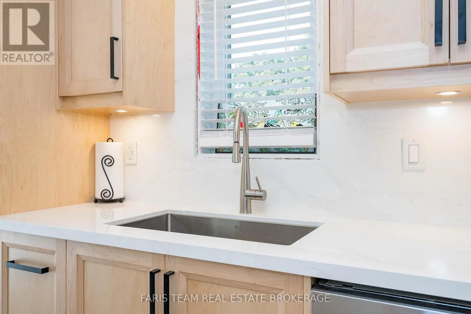 2 FOREST EDGE CRESCENT