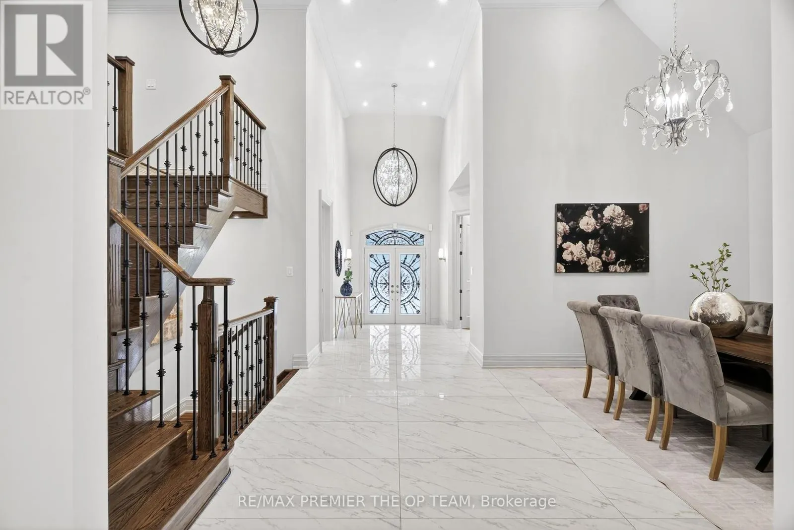 24 GRAND VELLORE CRESCENT