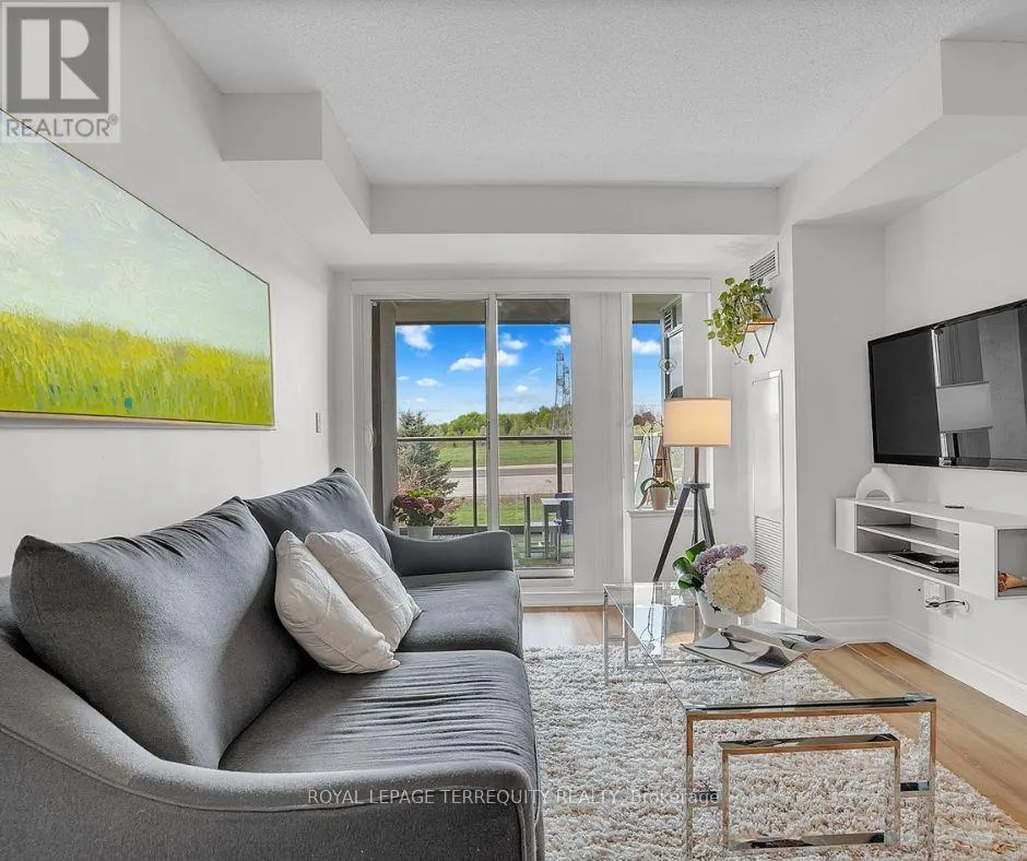 210 - 273 SOUTH PARK ROAD