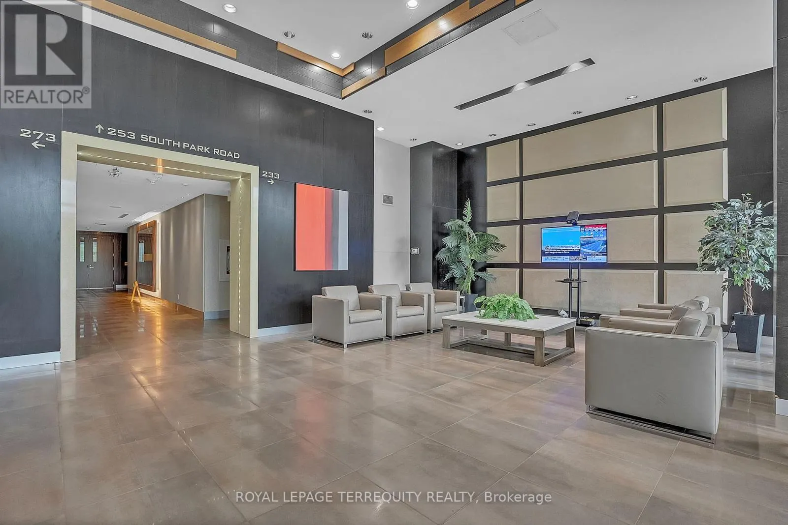 210 - 273 SOUTH PARK ROAD