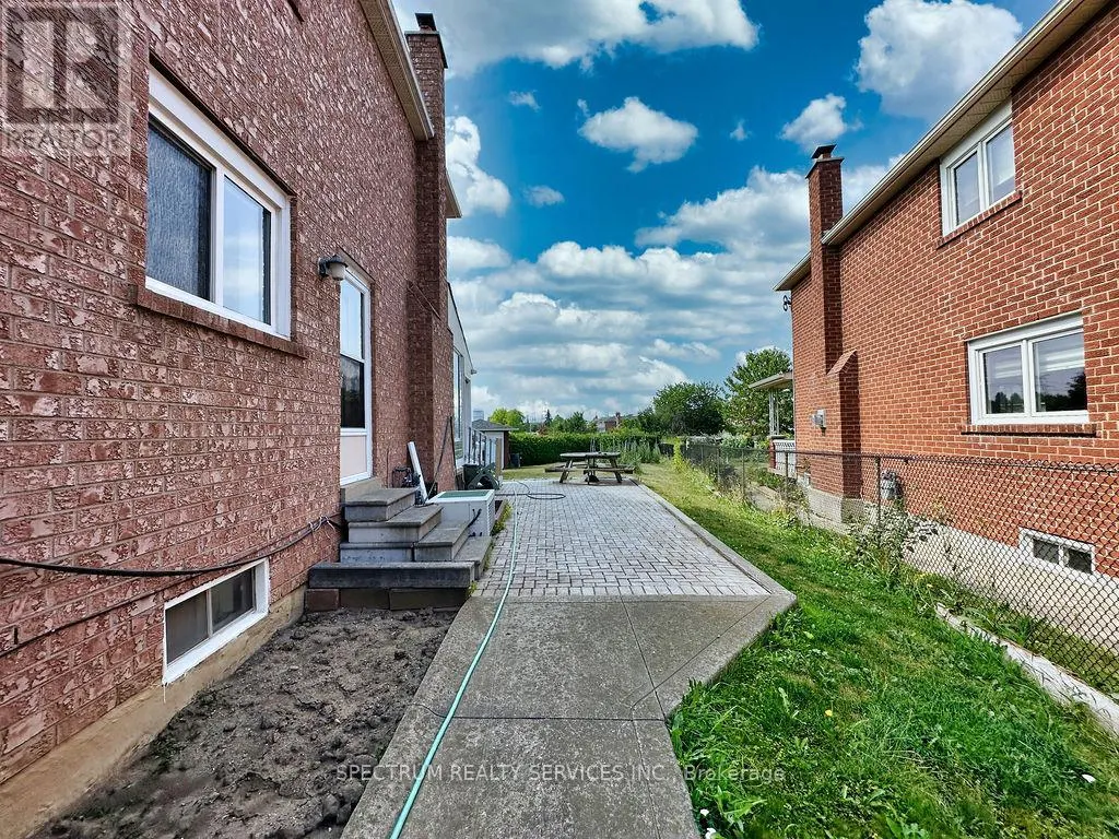20 TERRA ROAD