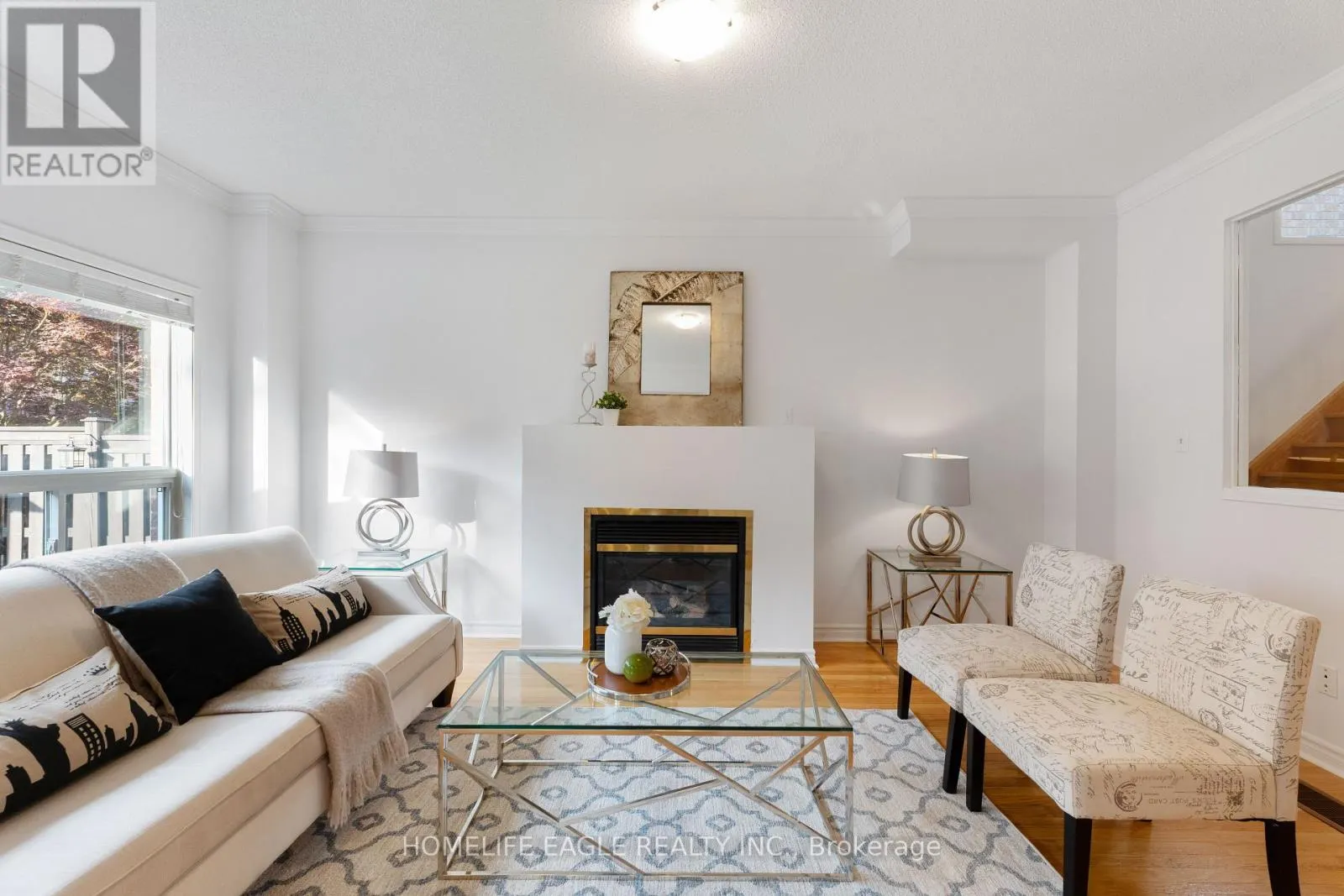 90 BARNWOOD DRIVE