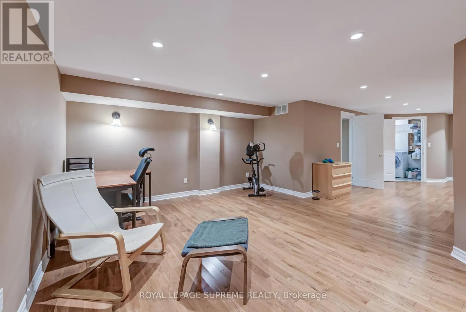 594 NAPA VALLEY AVENUE