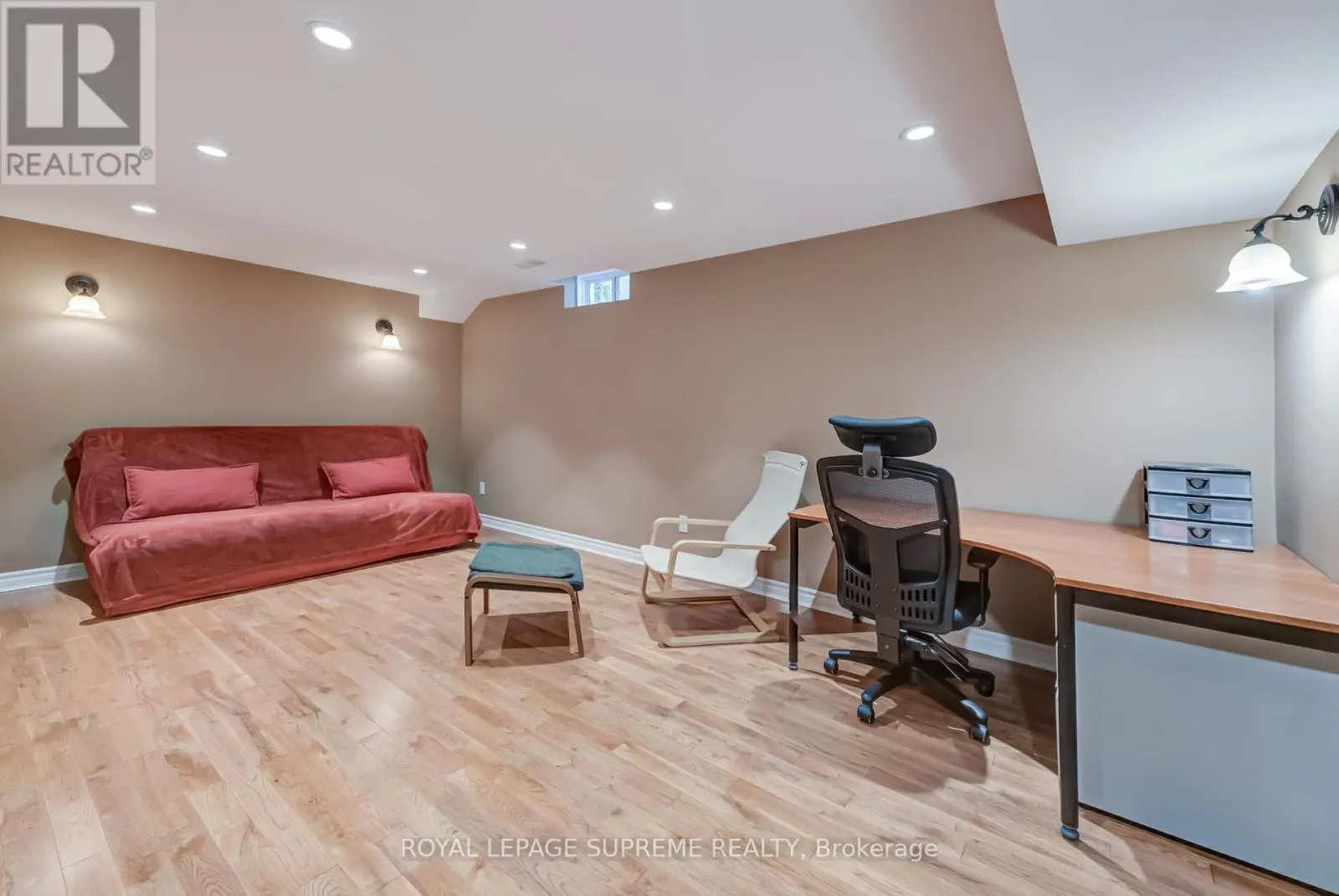 594 NAPA VALLEY AVENUE