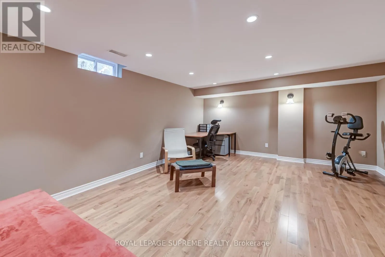 594 NAPA VALLEY AVENUE