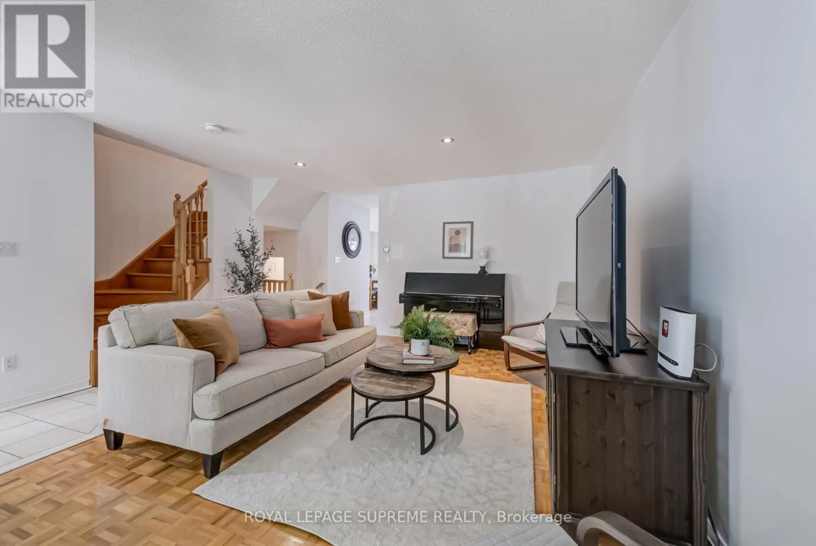 594 NAPA VALLEY AVENUE