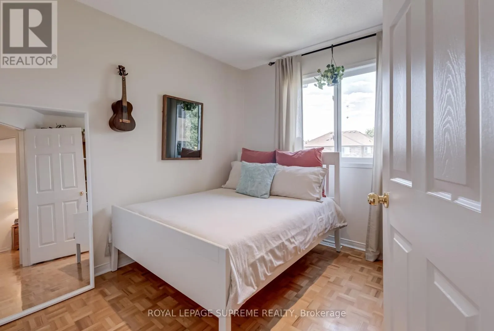 594 NAPA VALLEY AVENUE