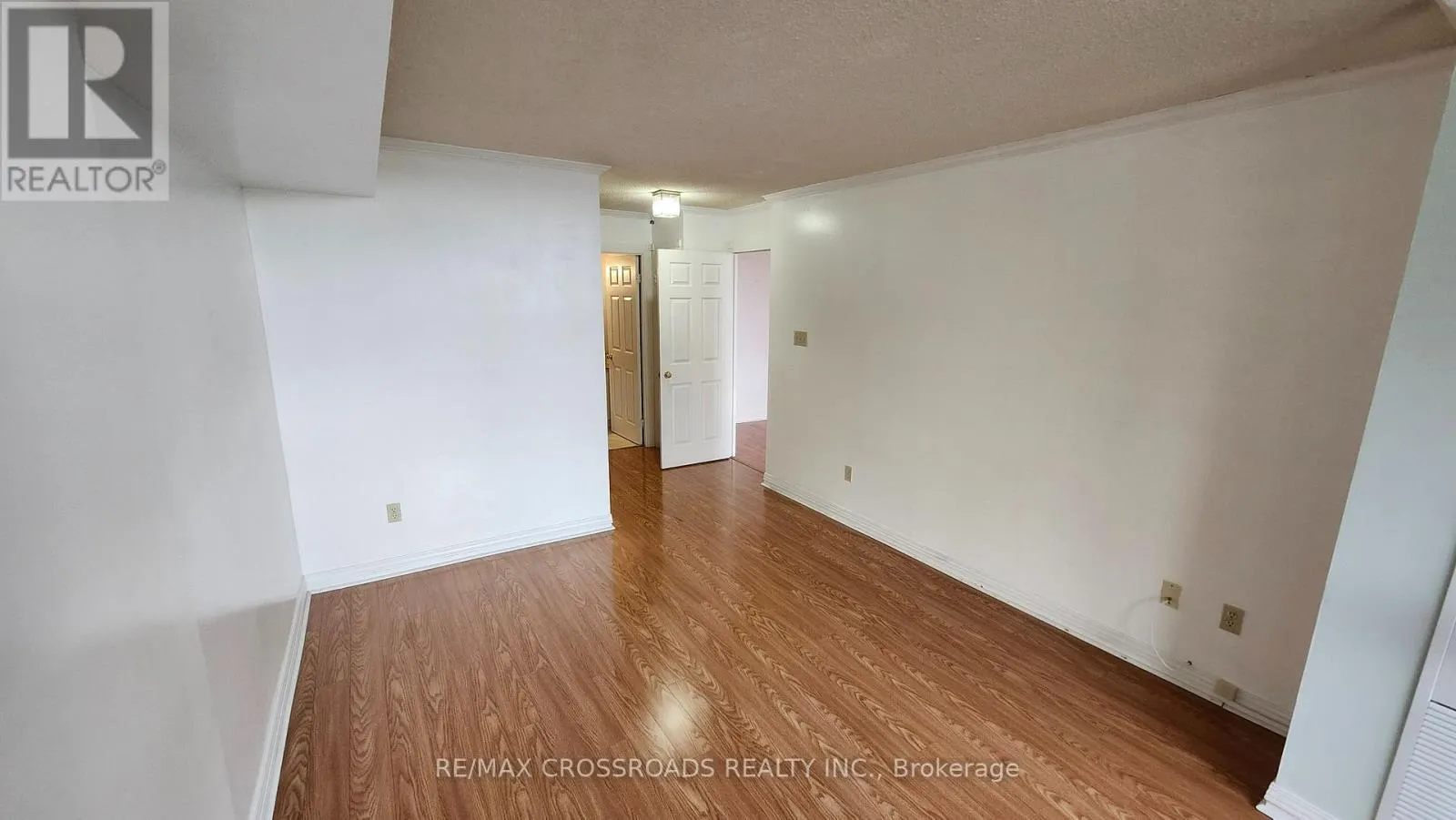 823 - 25 AUSTIN DRIVE