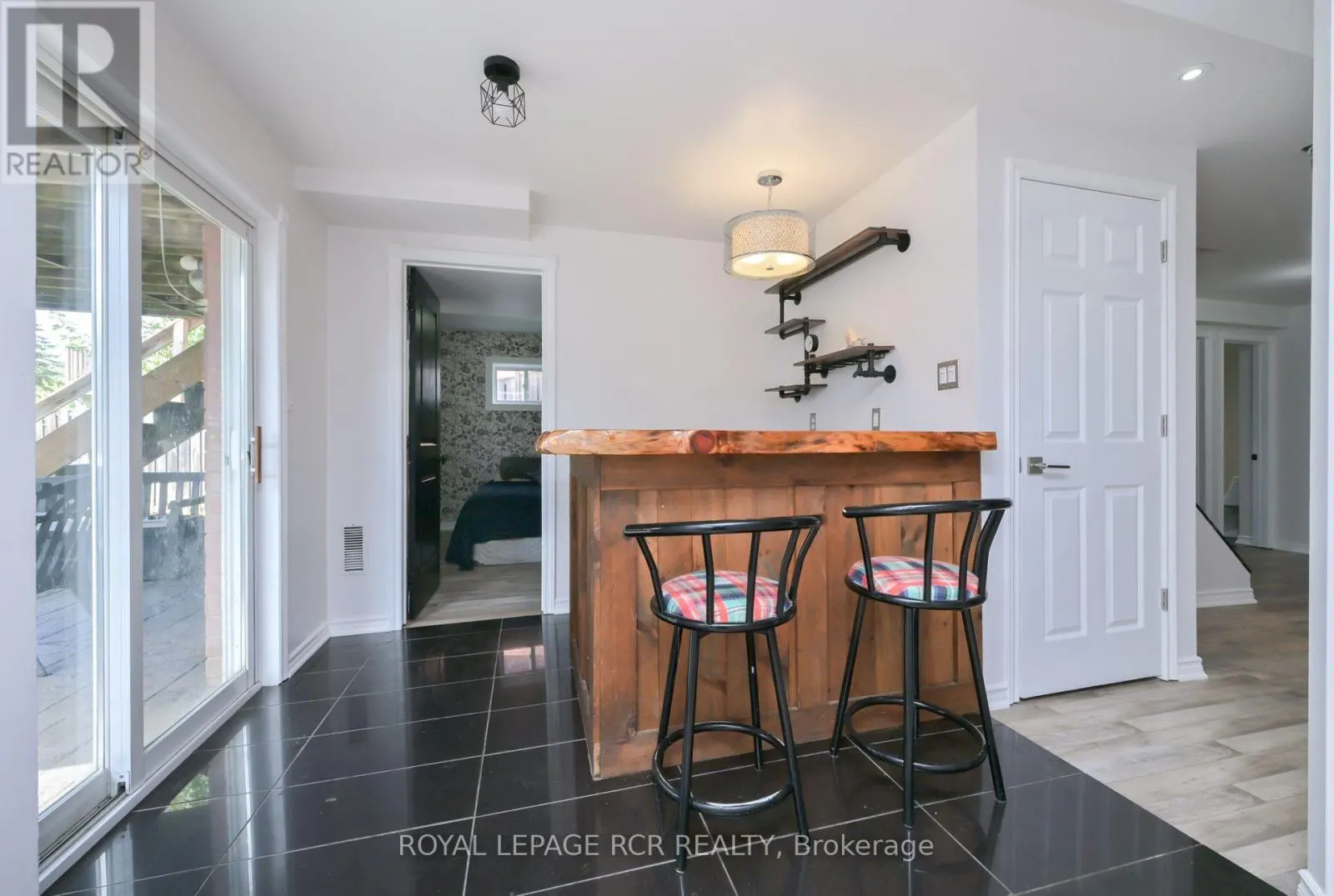 22 COBURN CRESCENT