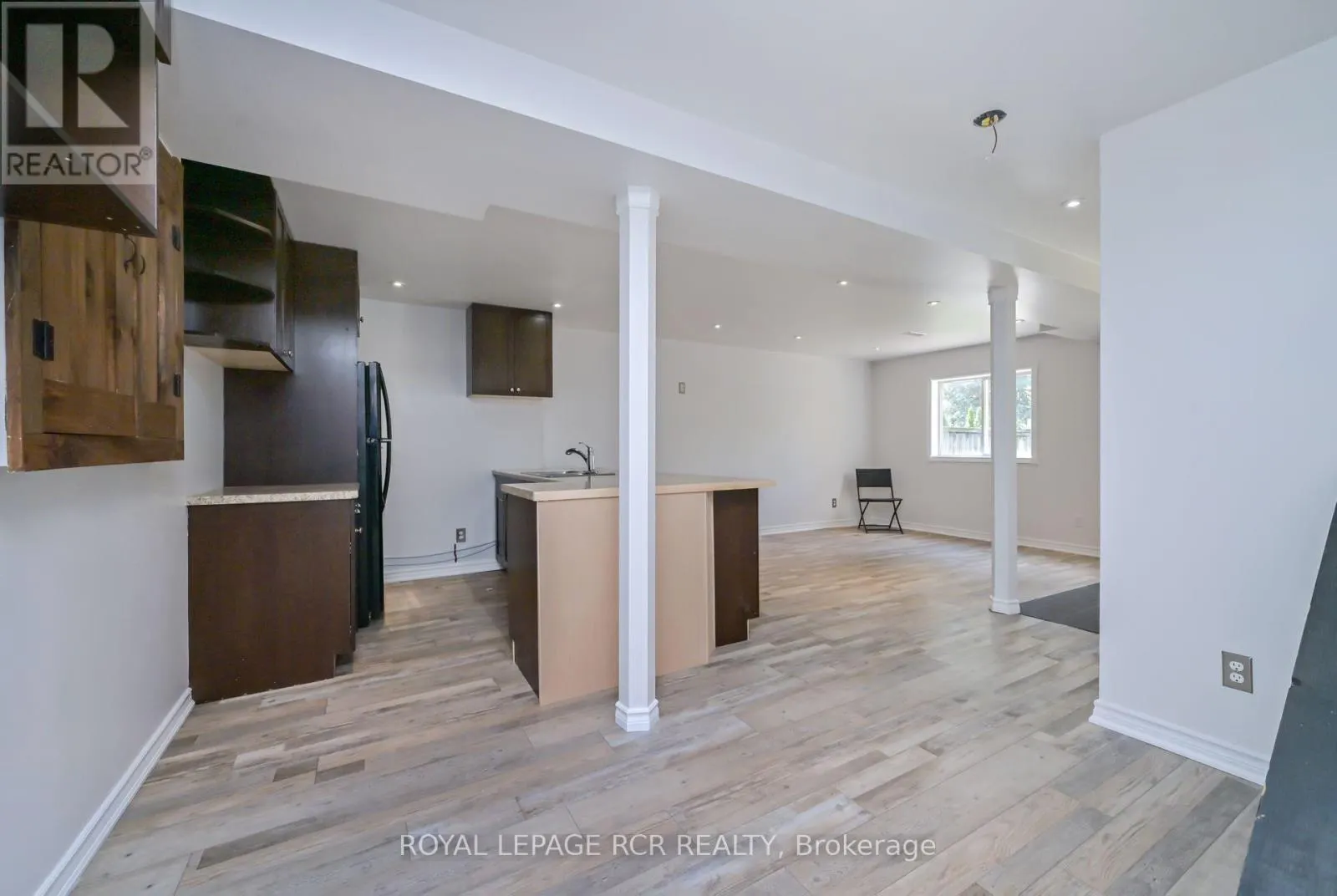 22 COBURN CRESCENT